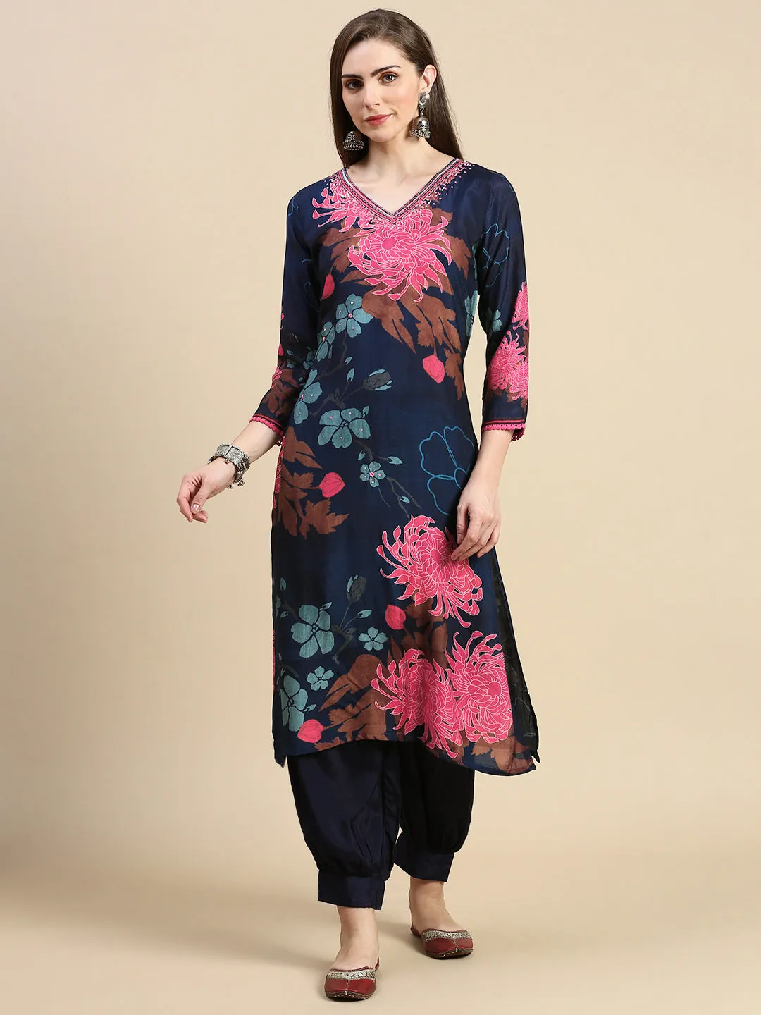 Women Floral Navy Blue A-Line Kurta Set